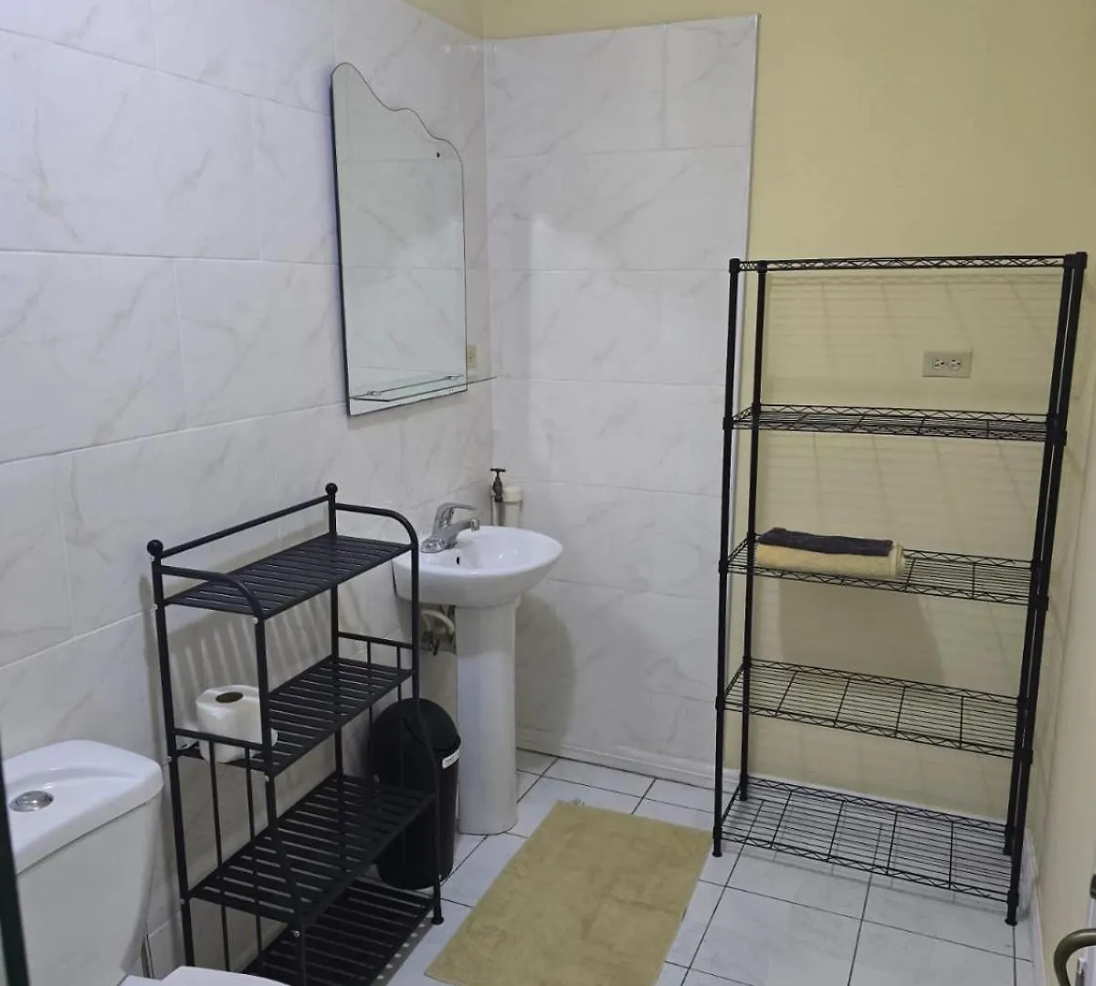 Paradise Apartments Montego Bay 0*,